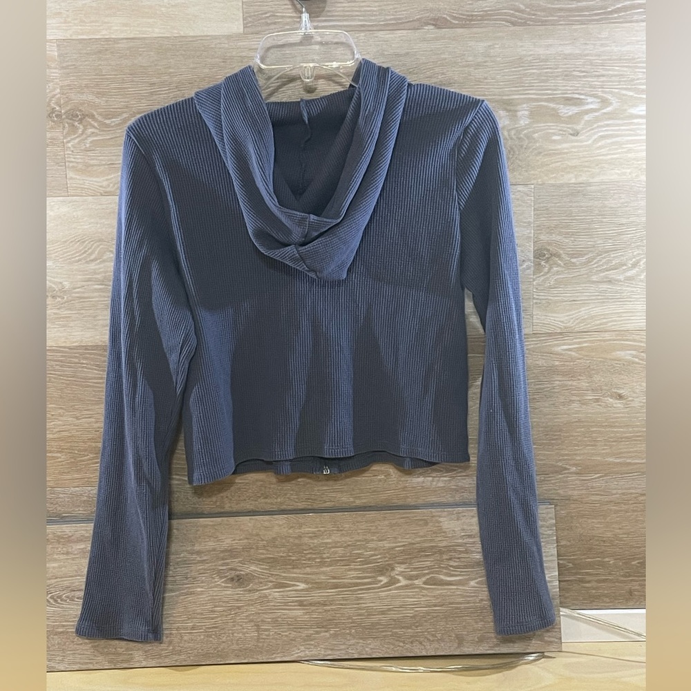 Hollister must-have collection short hoodie medium - Picture 2 of 5